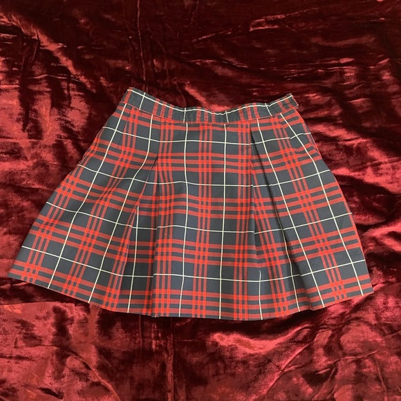 Dresses & Skirts - Vintage plaid school girl skirt